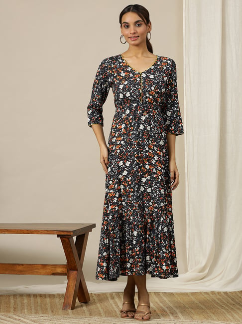 Aurelia Black Regular Fit Floral Casual Dress-picture-22