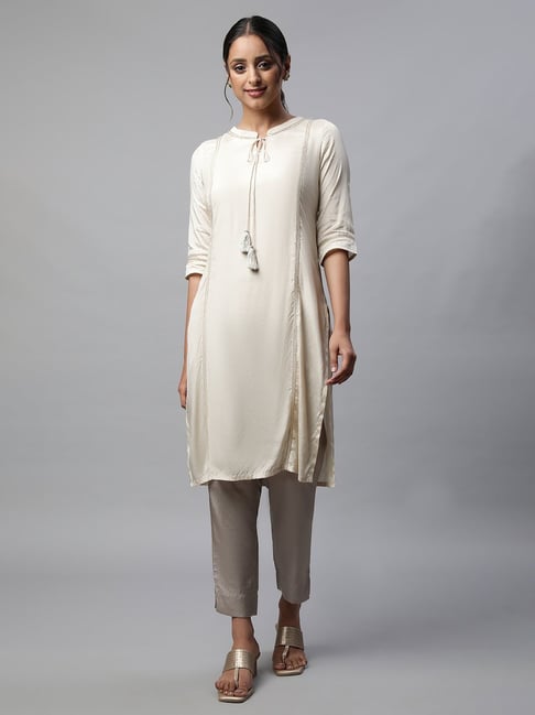 Aurelia Off White Regular Fit Solid Kurta-picture-33
