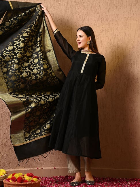 Deckedup Black Chanderi Relaxed Fit Suit Set