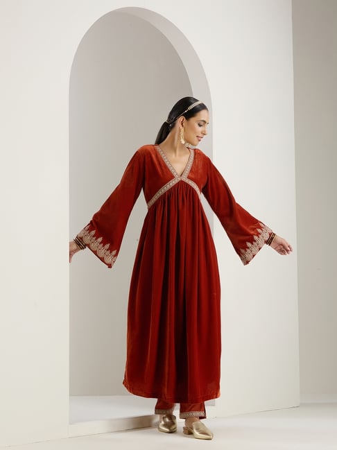 Ishin Rust Velvet Embroidered Full Sleeves Kurta Sets