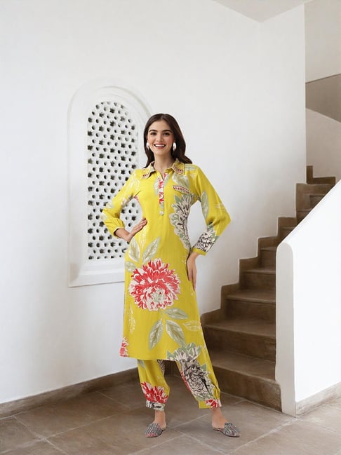 Ishin Yellow Viscose Rayon Floral 3/4th sleeve Kurta Sets