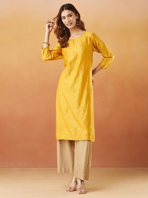 Fabindia Yellow Cotton Silk Regular Fit Solid Kurta