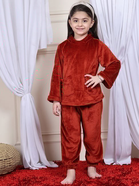 Neudis Girls Maroon Nightsuit