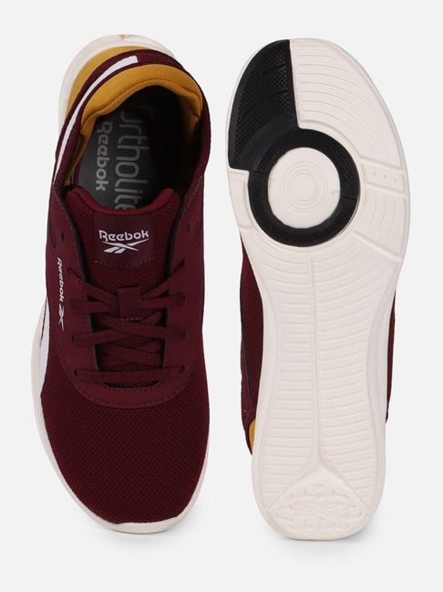 Reebok Women Maroon Training Shoes