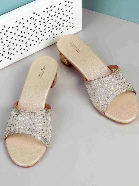 Metro Women's Gold Ethnic Sandals