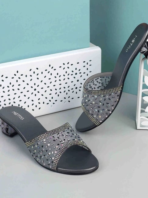 Metro Women's Gun Metal Ethnic Sandals-picture-42