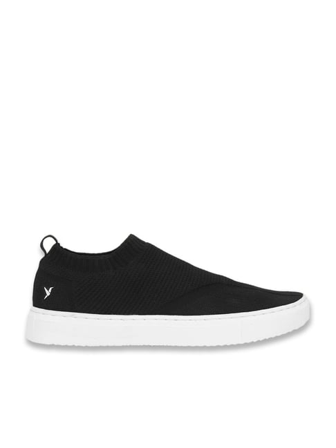 Yoho Men's FreeStep Classic Black Casual Sneakers