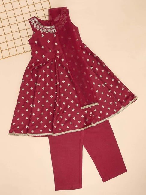 Akkriti by Pantaloons Girls Bright Rose Embroidery Kurta Sets-picture-42