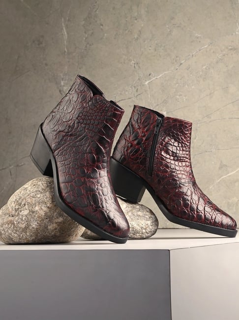 Carlo Romano Women's Bordo Casual Booties-picture-19