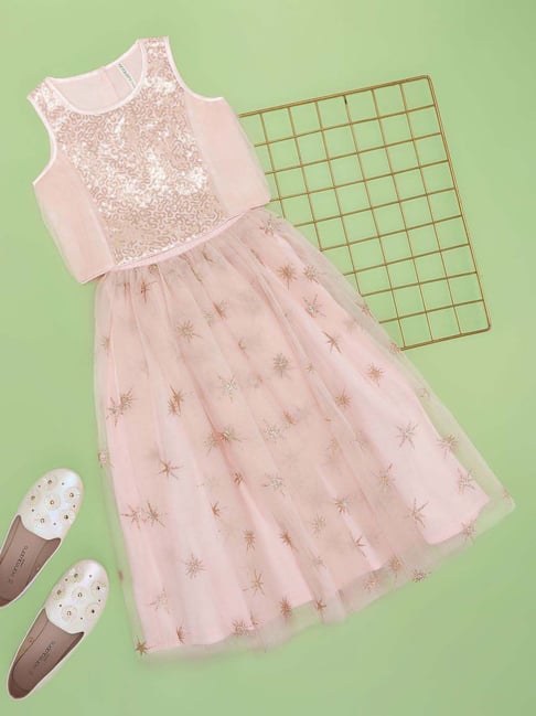 Pantaloons Junior Girls Crystal Rose Embellished Lehenga Cholis