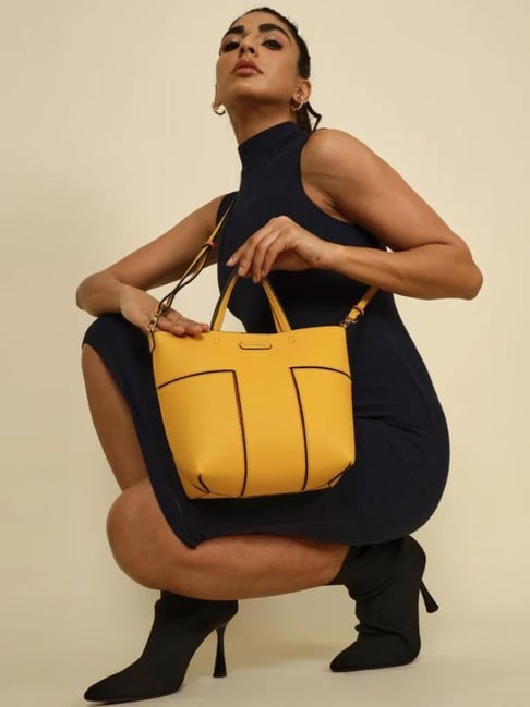 THE GUSTO Yellow Solid Small Handbag With Pouch-picture-42