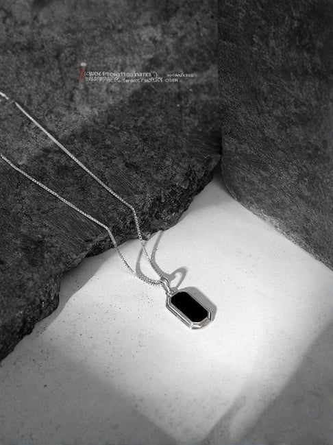 GIVA 925 Silver Knight's Emblem Pendant with Box Chain-picture-29