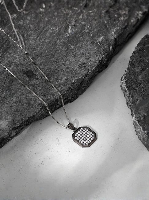 GIVA 925 Silver Oxidized Observer Pendant with Box Chain-picture-35