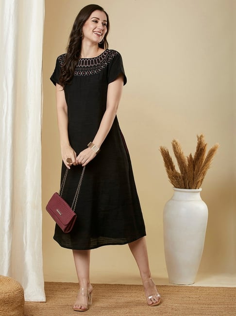 Kami Kubi Black Embroidered Dress