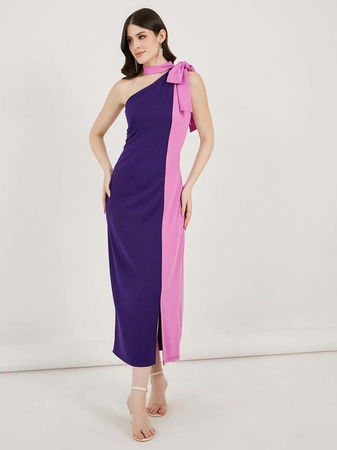 Styli Navy Blue Color-Block Bodycon Dress-image-40