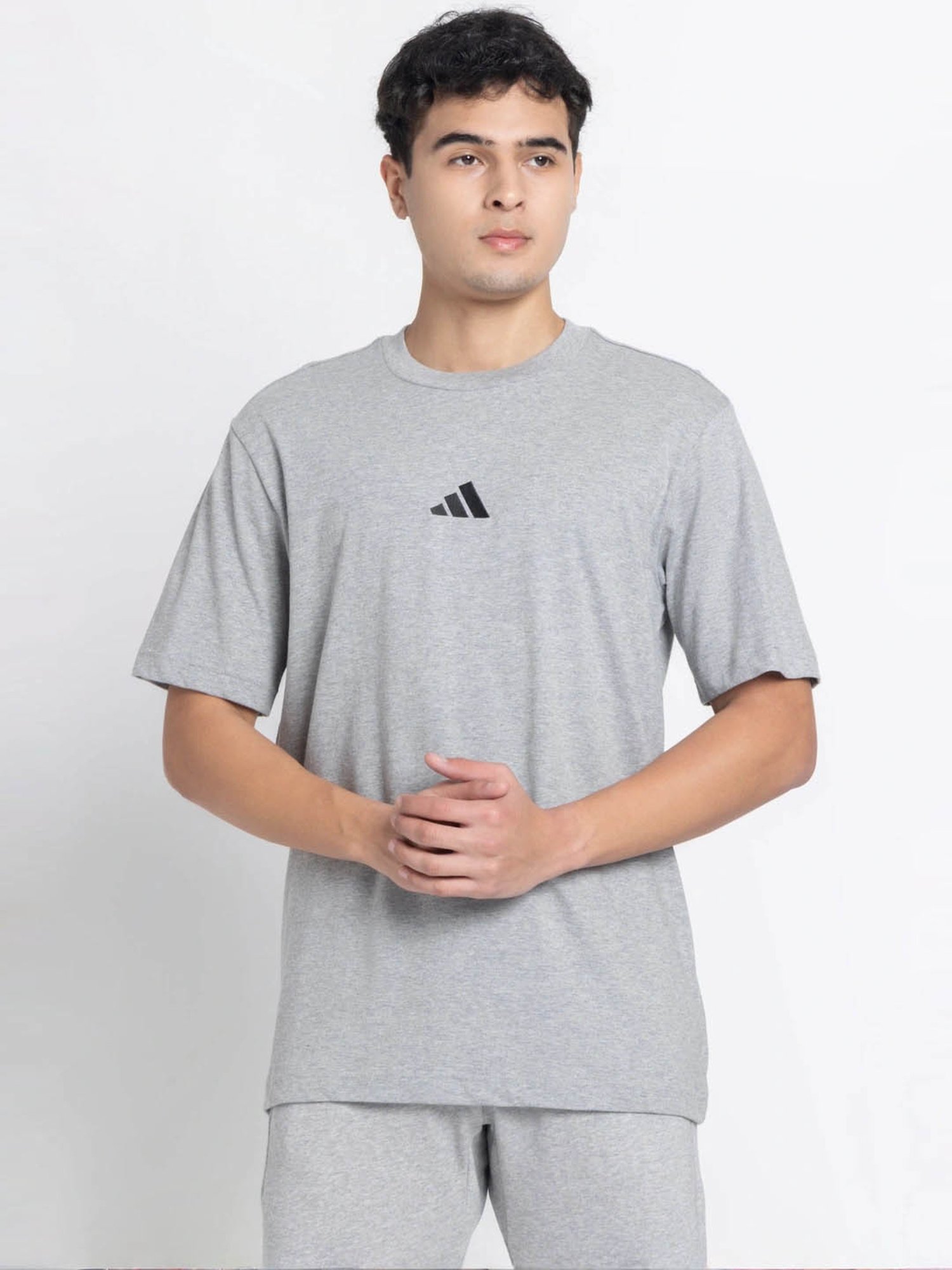 Buy adidas Grey M SL SJ T T-Shirt for Men Online @ Tata CLiQ Luxury