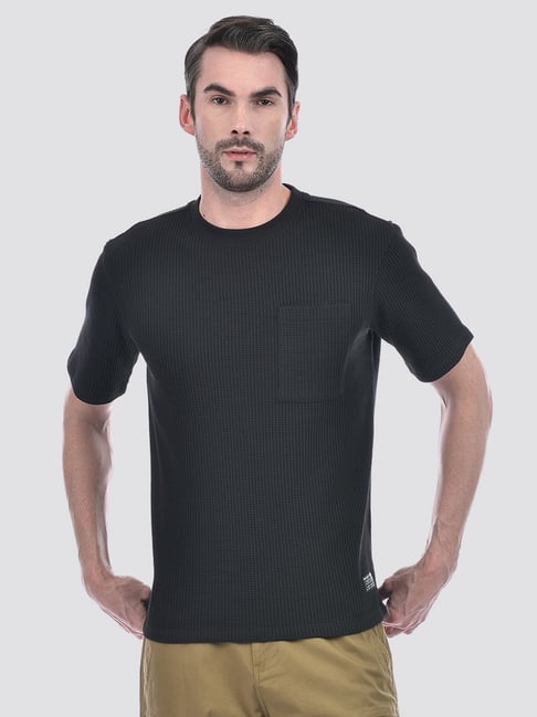 Numero Uno Black Regular Fit Textured T-Shirt-picture-30