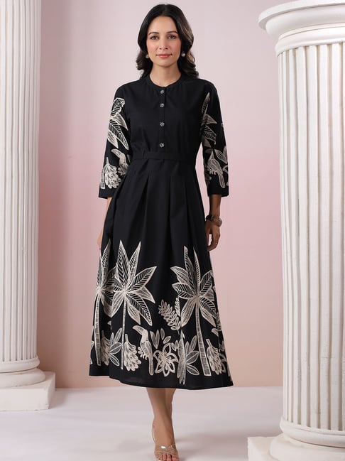 Kaftanize Black Silk Regular Fit Printed Casual Dress