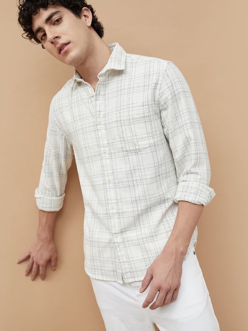 Fame Forever By Lifestyle Off White Regular Fit Checks Shirt-picture-33
