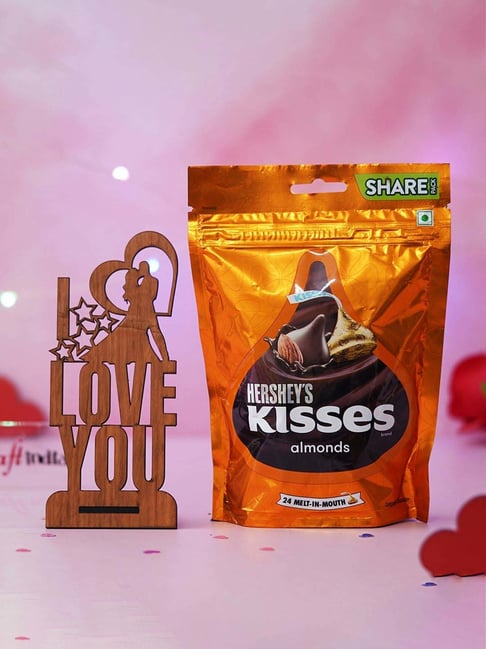 eCraftIndia Romantic Kissing Couple Showpiece & Hershey'S Kisses Almonds Chocolate-picture-33