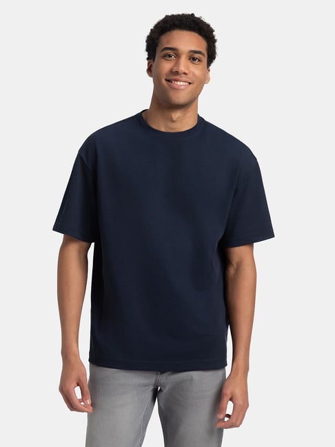 Jockey UM23 Men's Super Combed Cotton Blend Oversized T-Shirt with StayFresh Treatment-picture-10