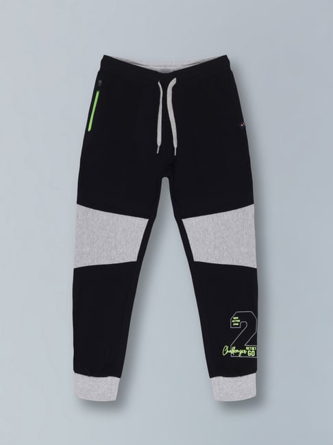 3PIN Boys Black Cotton Color Block Joggers-picture-38