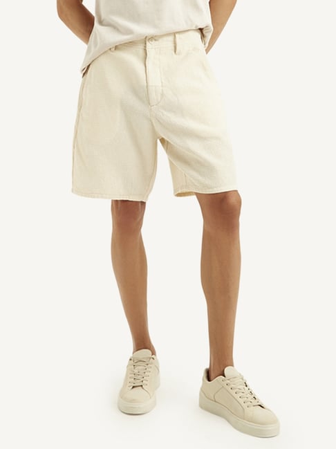 Levi's Beige Cotton Regular Fit Shorts