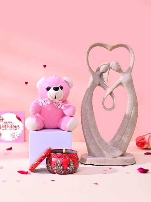 Tayhaa Ceramic Strong Courtship Of Love Figurine With Candle & Teddy - Set of 3
