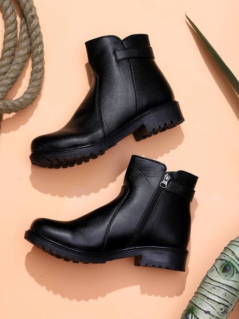 Trase Women's Black Casual Booties