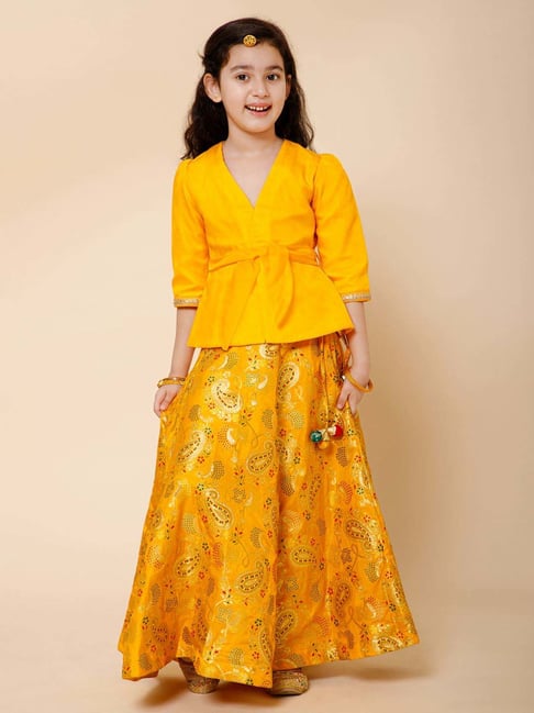 Piccolo Kids Yellow Zari Flared Lehenga & Blouse