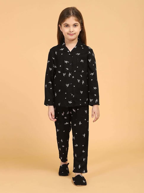 Piccolo Kids Black Printed Regular Fit Shirt, Pajamas & Slippers