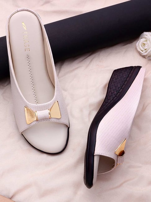 Trase Women's Cream Casual Wedges-picture-40