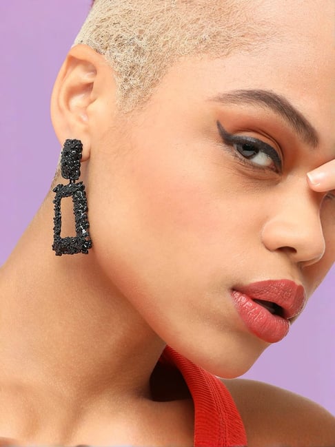 Sohi Trendy Party Designer Drop Earrings