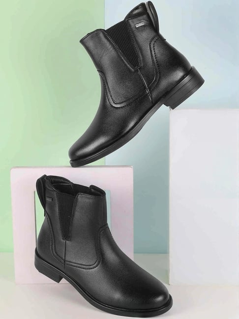 Mochi Women's Tan Chelsea Boots