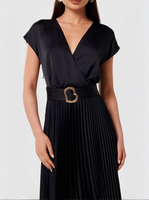 new look satin pleated midi dress Curves Navy Satin Pleated Wrap Midi Dress
