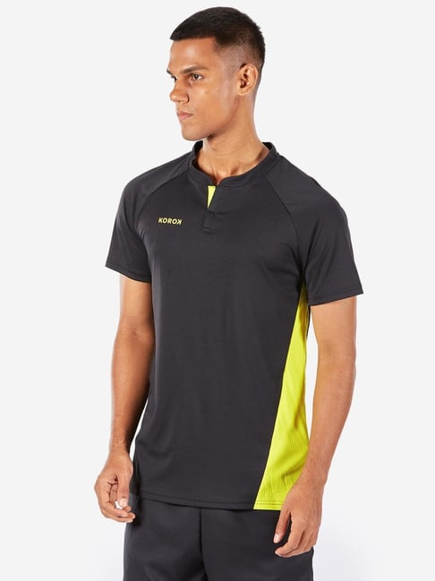 Korok by Decathlon Black Slim Fit Sports T-Shirt