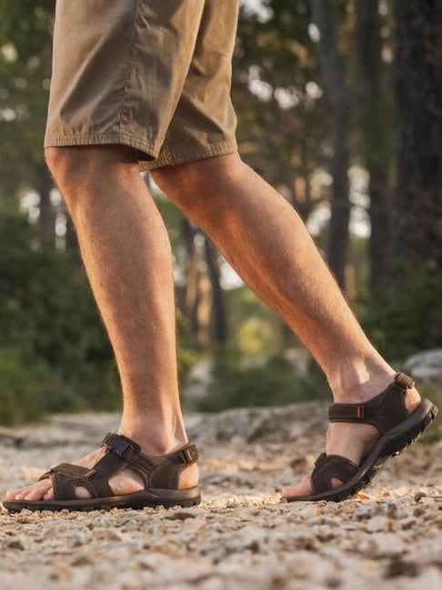 Quechua by Decathlon Men's Brown Floater Sandals