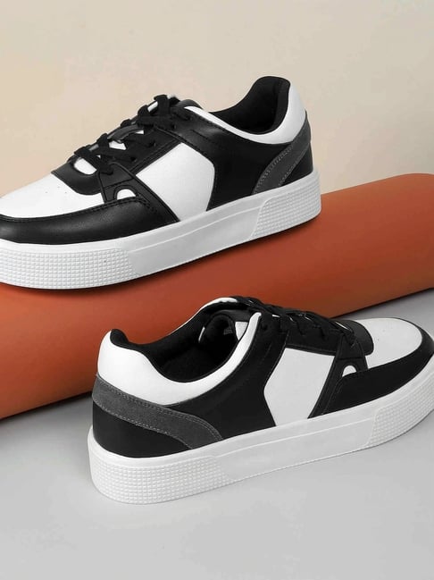 Buy Metro Men's White Black Casual Sneakers for Men at Best