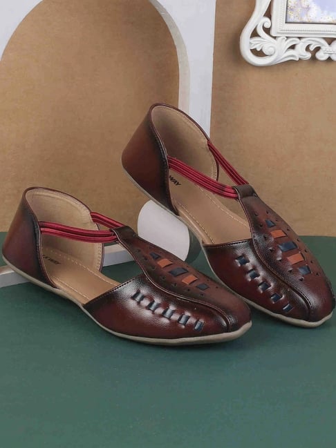 Walkway Women's Maroon Ankle Strap Sandals-picture-47