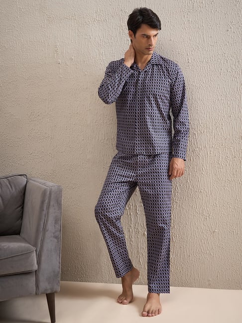 Sweet Dreams Black Cotton Regular Fit Printed Nightwear Set-picture-33