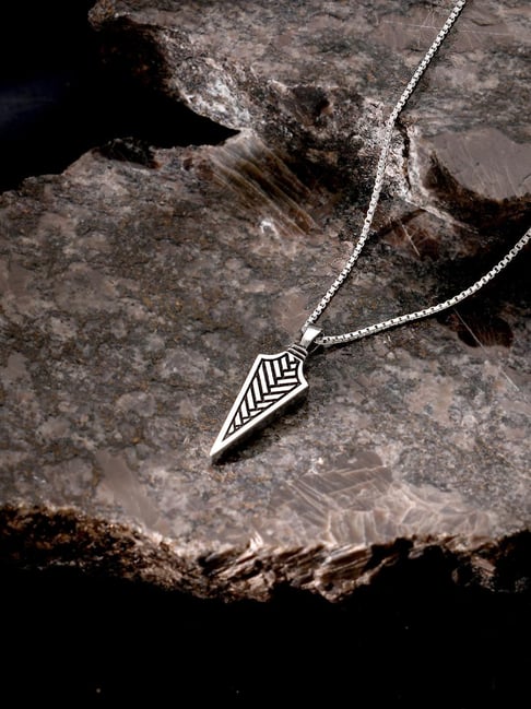 GIVA 925 Oxidized Silver Arrow Pendant With Link Chain-picture-17