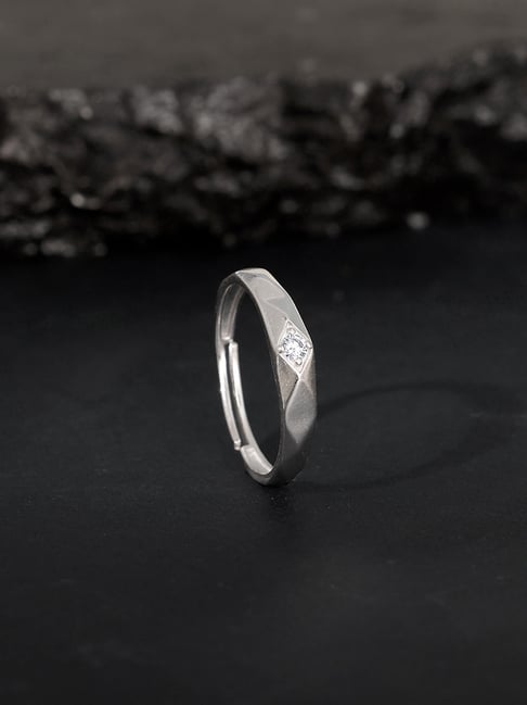 Elegant silver ring with a smooth polished finish, perfect for everyday wear.