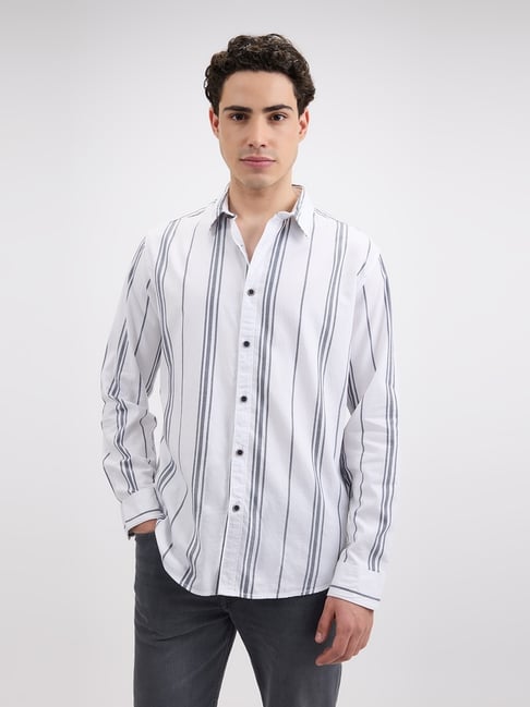 Pepe Jeans White Cotton Regular Fit Striped Shirt-picture-20
