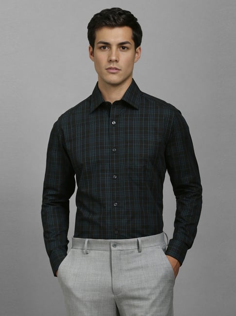 Louis Philippe Black Cotton Regular Fit Checks Shirts-picture-25