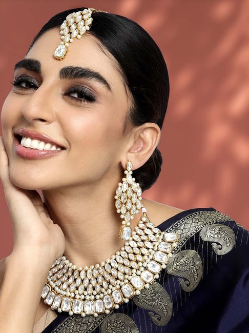 Buy Peora White Necklace with Earring Maang Tikka Set Online At