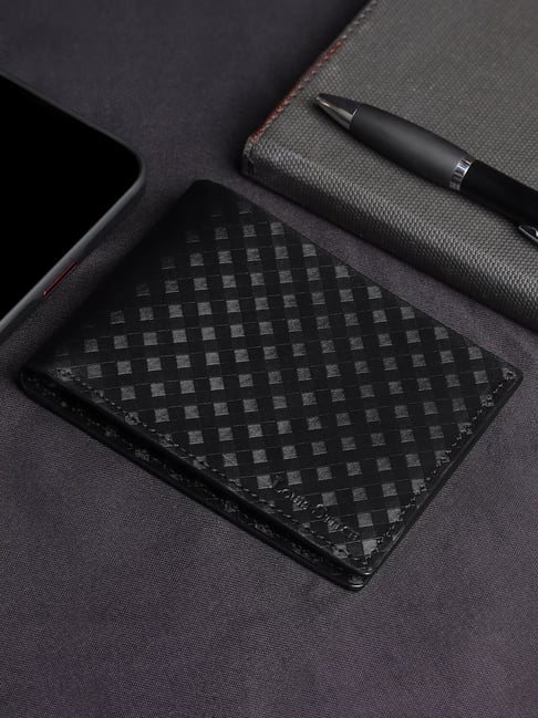 Louis Stitch Jet Black Textured Leather Medium Bi-Fold Wallet-picture-21