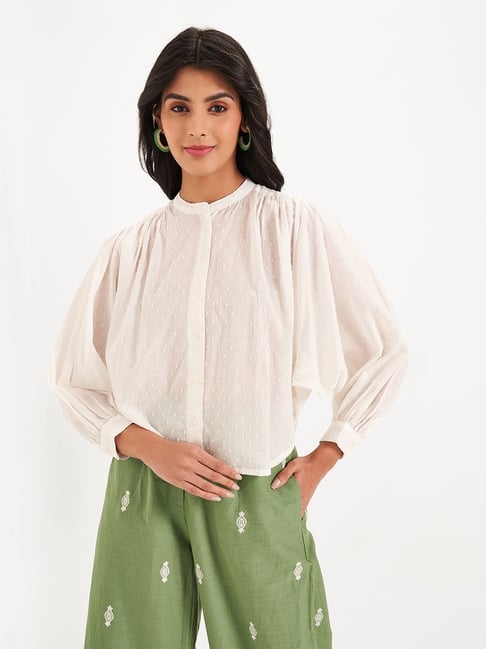 Akkriti By Pantaloons White Cotton Relaxed Fit Embroidered Top-picture-40