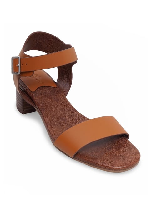 Kickers Women's VOLOU-IN Tan Ankle Strap Sandals