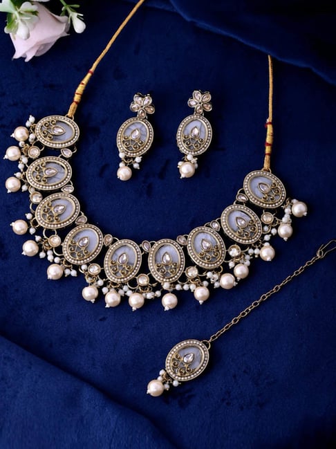VOJ Gold Plated Kundan Stone Studded White Necklace with Maang Tikka And Earrings Set-picture-20