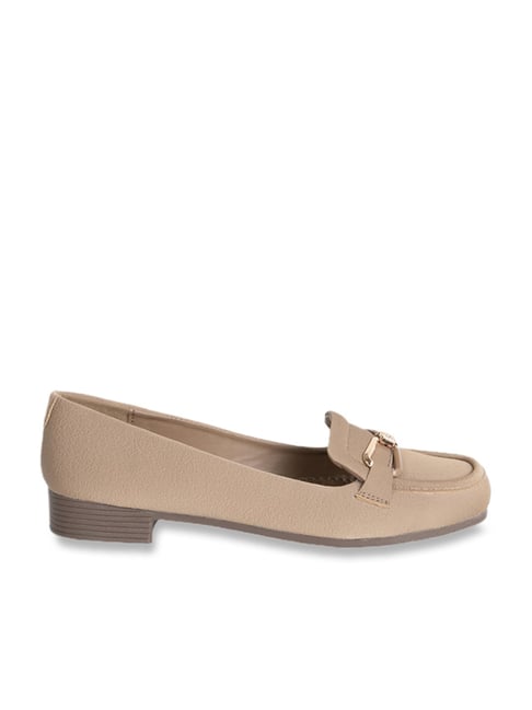 Scentra Women's Alexa Beige Casual Loafers